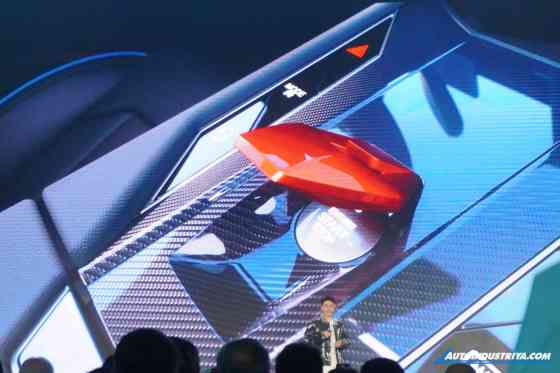 Omoda holds special preview of mecha-inspired C3 B-SUV image