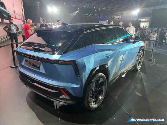 Omoda holds special preview of mecha-inspired C3 B-SUV image