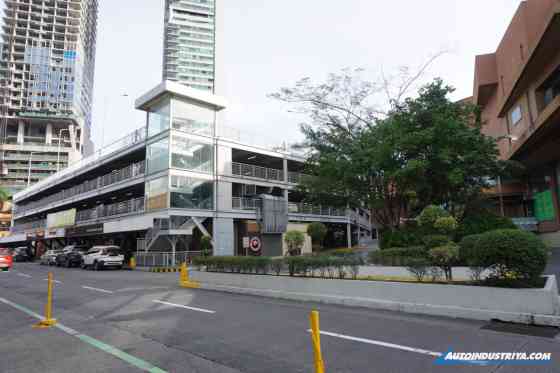 Greenhills and car culture image