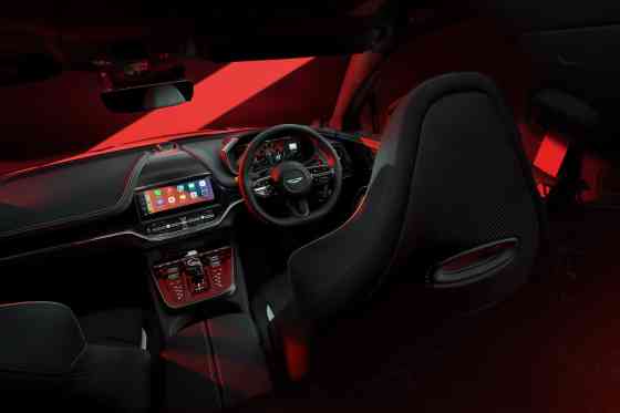 Look out Purosangue: Aston Martin unleashes 727 HP DBX S image