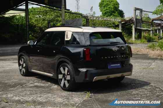 MINI Countryman EV image
