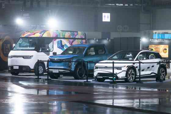 Mitsubishi signs MOU with Foxconn for OEM EV image