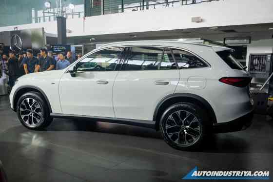 2025 Mercedes-Benz GLC 350e, E350e PHEV launched in PH image