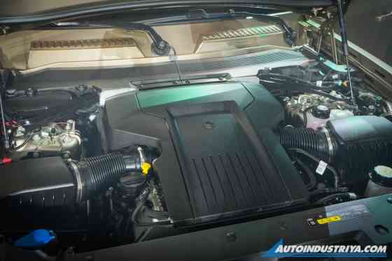 635 HP Land Rover Defender OCTA has arrived, starts at PHP 24.59M image