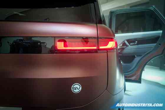 Ultra Lux: 2025 Range Rover Sport SV Edition Two is yours for PHP 32.49M image