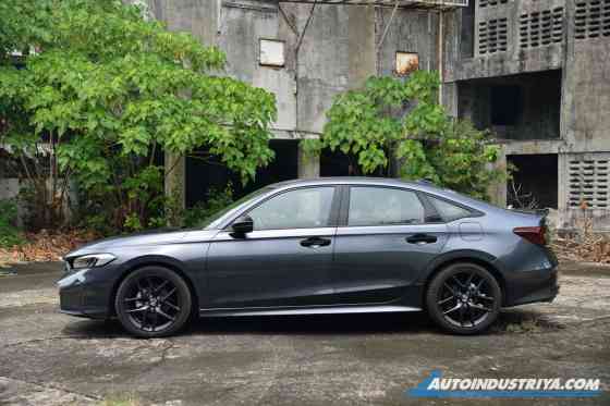 HONDA CIVIC RS image