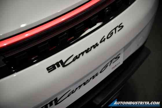 Porsche 911 Carrera GTS Hybrid, 911 Turbo 50 Years now in PH image