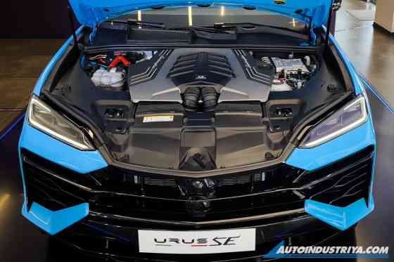 Lamborghini Urus SE officially debuts in PH with 800 HP image