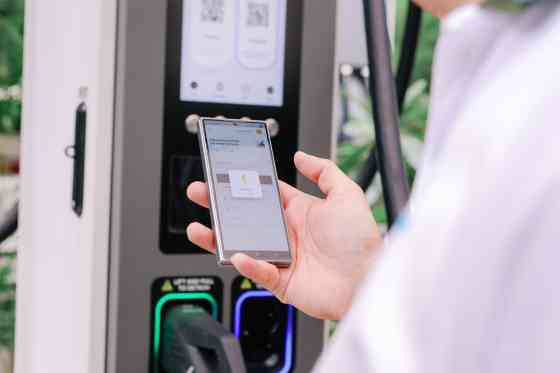 Ayala launches fastest EV charging station with up to 480 kW in Makati image