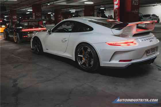 Autoindustriya.com's Hot Summer Meet draws 400 cars image