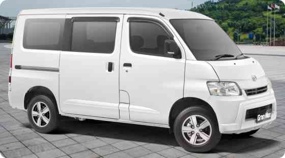 Would the Toyota Lite Ace Minibus make sense here in PH? image