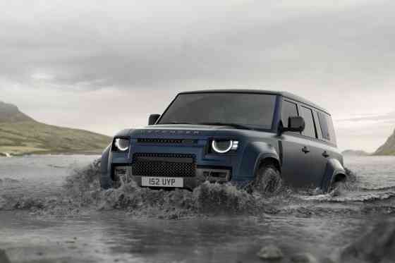 Spot the changes in 2026 Land Rover Defender image