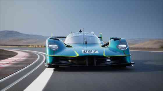 Valkyrie LM: The Aston Martin Le Mans Hypercar with license plates image