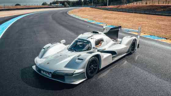 Porsche turns its Le Mans hypercar to roadtrip spec with 963 RSP image