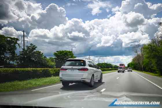 Lucky Number 7: Driving & Riding First Class on BMW&rsquo;s flagships image