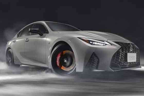 Going out with a bang: Lexus IS 500 Climax Edition revealed image
