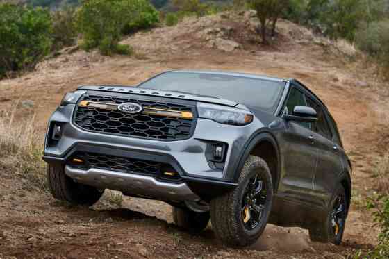 2026 Ford Explorer Tremor is ready for off-road with Raptor V6 power image