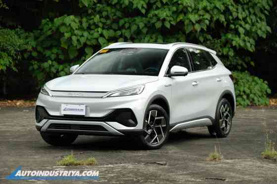 GEELY EX5 and BYD ATTO 3 image