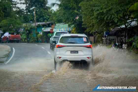 Driving 280 km across scenic Palawan in 2025 Isuzu mu-X image