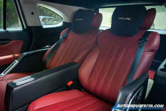 Driving 280 km across scenic Palawan in 2025 Isuzu mu-X image