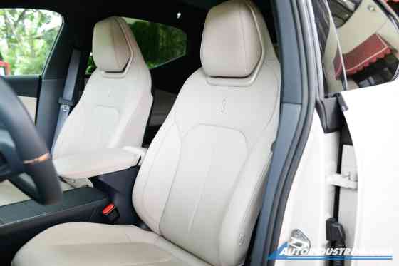 2025 Lynk & Co 02 HS image