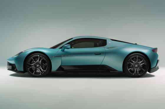 2026 Maserati MCPura is the new MC20 supercar image