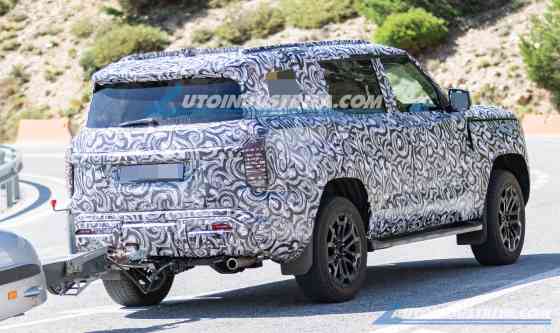 Spied: 2026 Mitsubishi Pajero summer testing image