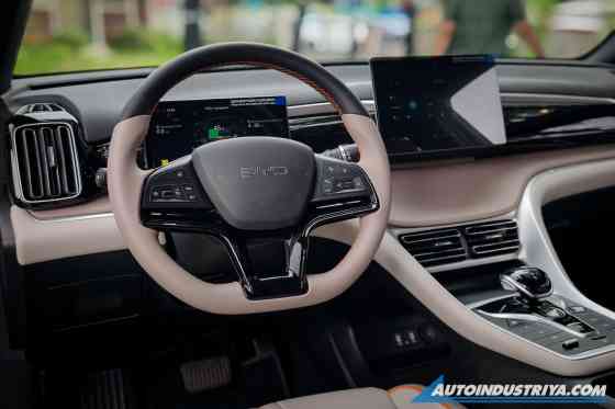 BYD Sealion 5 DM-i Drive image