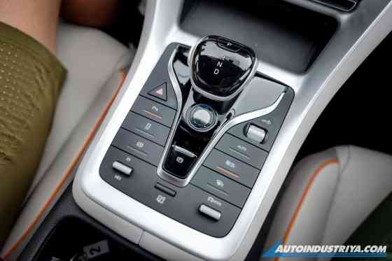 BYD Sealion 5 DM-i Drive image