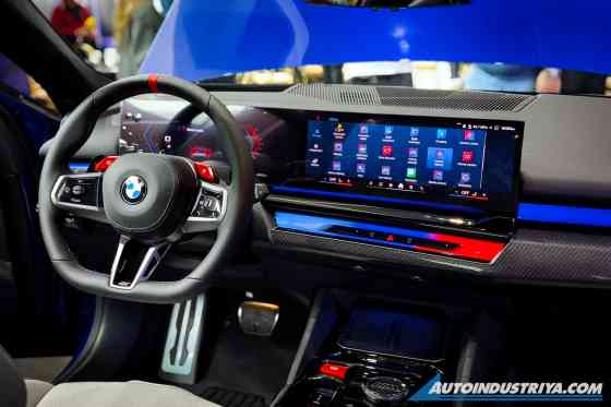 Unleashed: All-new 2026 BMW M5 Sedan, M5 Touring now in PH with 727 HP image