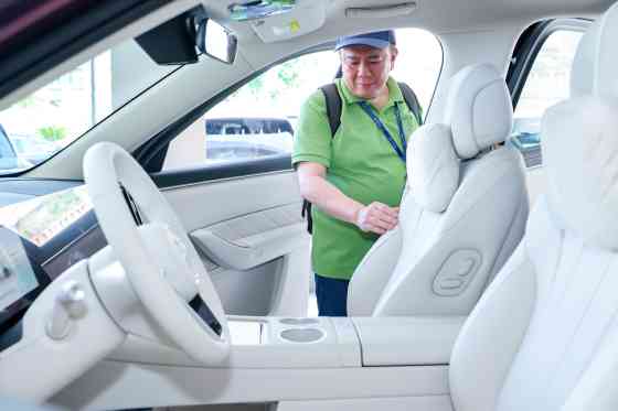 Luxury through Technology: AITO&rsquo;s new way forward image