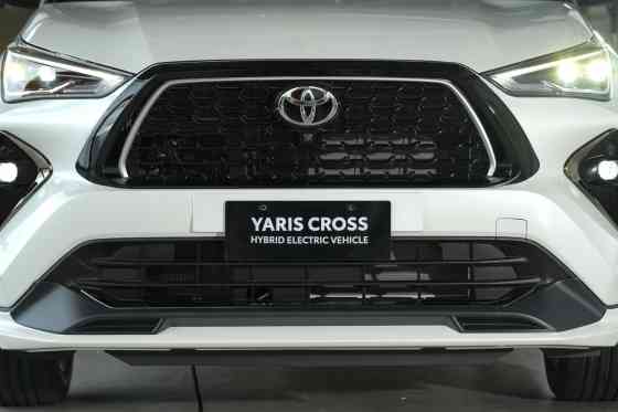 Toyota PH launches new range-topping Yaris Cross SE HEV image