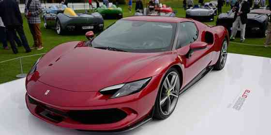 Cavallino rampante: Ferrari parade at Pebble Beach image