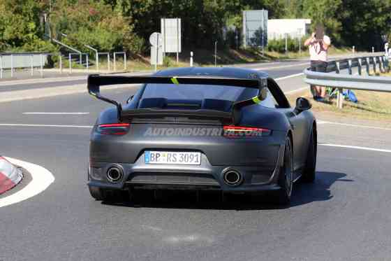 SPIED: Is Porsche bringing back the 911 Slantnose? image