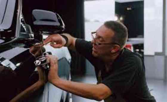 Bespoke features found in a Rolls Royce image