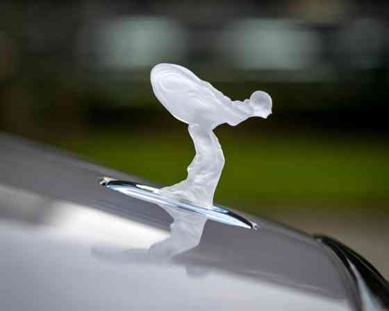 Bespoke features found in a Rolls Royce image