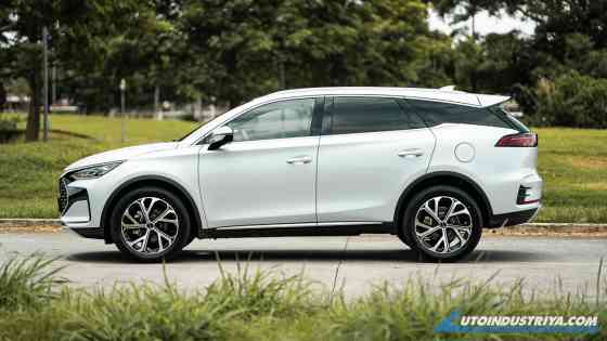 2026 BYD Tang 7-seater PHEV is yours for PHP 2.148M (PRICE NOT FINAL) image