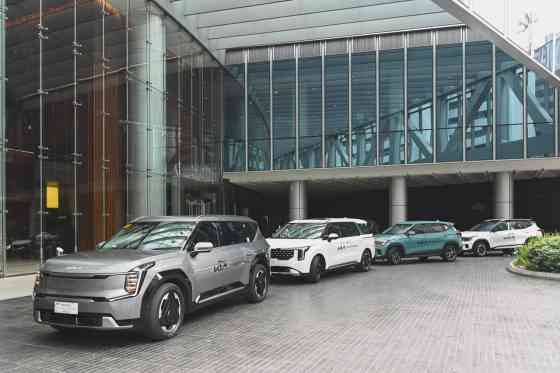 Kia PH is official mobility partner of Atletang Ayala World Pole Vault Challenge image