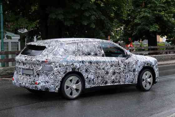 SPIED: All-new BMW iX1will also get Neue Klasse look image