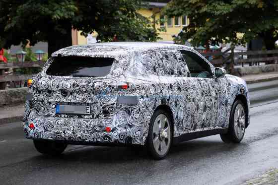 SPIED: All-new BMW iX1will also get Neue Klasse look image