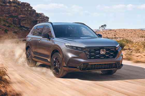 Honda celebrates 30th birthday of the CR-V image