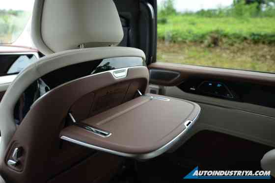 BYD eMAX9 DM-i image