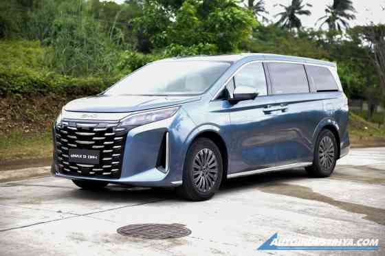 BYD eMAX9 DM-i image