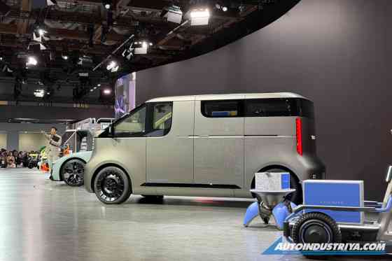 Hiace Concept: Toyota reveals future evolution of their popular van image