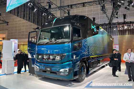 Fuso unveils H2IC and H2FC heavy duty truck concepts at JMS 2025 image