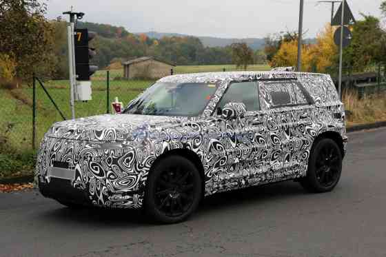 SPIED: Is Land Rover testing a Baby Defender? image