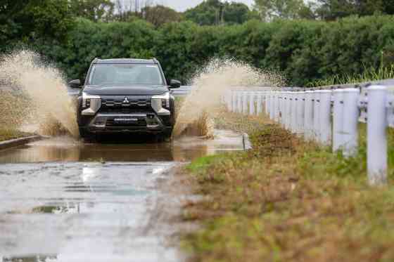 First Drive: 2026 Mitsubishi Destinator is a fun family vehicle image