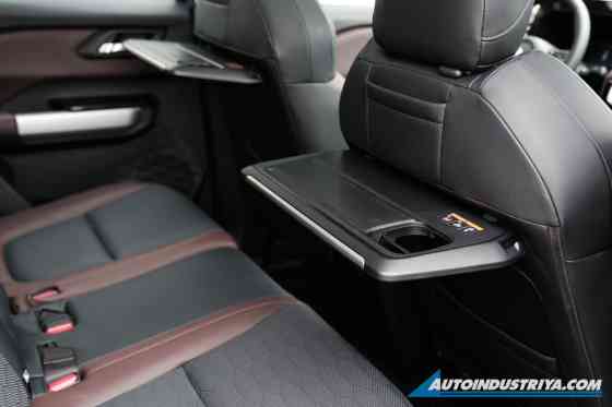 Premium SUV Driving meets MPV practicality: 2026 Mitsubishi Destinator image