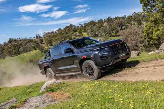 Nissan reveals new generation Navara pick-up for Australia image