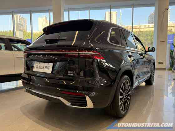 Geely Monjaro PHEV flagship SUV finally coming to PH image